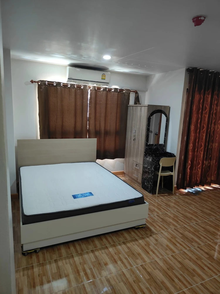 For rent: The Diamond Nawa Nakhon-Taladthai, a nice room on the 3rd floor, fully furnished, hurry and reserve now!