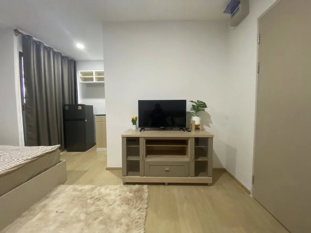 For rent: The Diamond Nawa Nakhon-Taladthai, a nice room, good location, convenient transportation, complete amenities, book now!