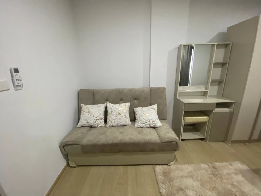 For rent: The Diamond Nawa Nakhon-Taladthai, a nice room, good location, convenient transportation, complete amenities, book now!