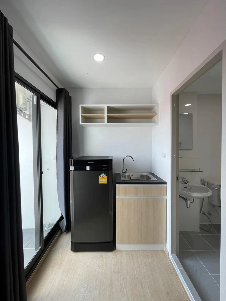 For rent: The Diamond Nawa Nakhon-Taladthai, a nice room with complete decorations. Book now!