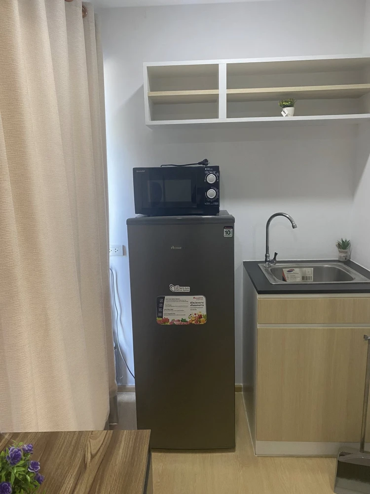 For rent: The Diamond Nawa Nakhon-Taladthai, a nice room with complete furniture at a great price. Hurry and book now!