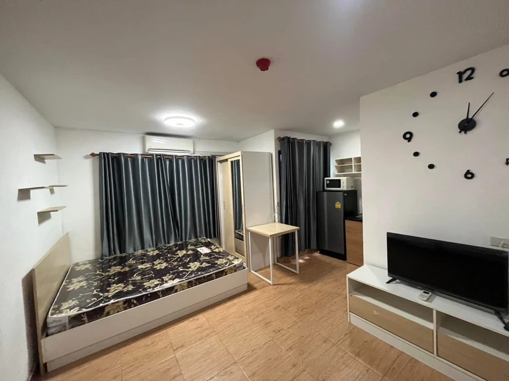 For rent: The Diamond Nawa Nakhon-Taladthai, studio room, 1st floor, affordable price, come and reserve now, hurry!