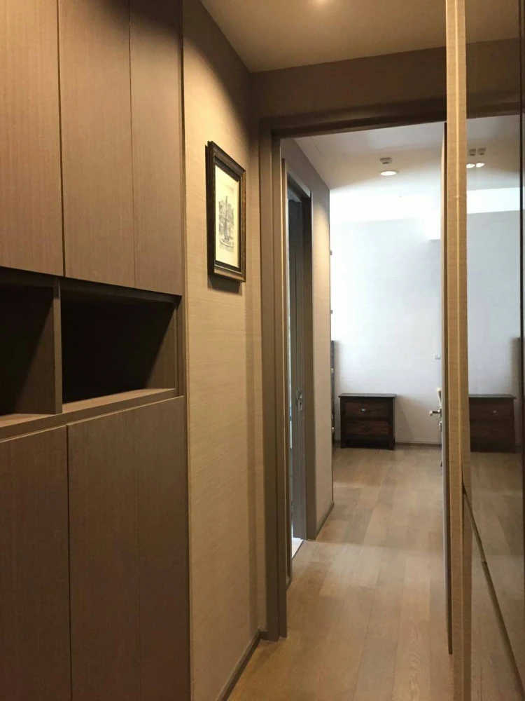 For rent!! Condo The Diplomat Sathorn, a luxury condo in European style mixed with modern, Sathorn, Silom, Bangrak, next to BTS Surasak. Book now!!