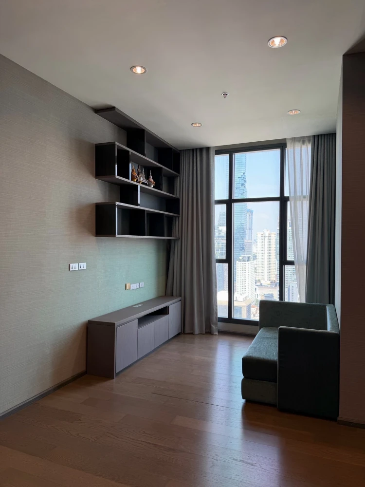 For rent: The Diplomat Sathorn. Nice unit, fully furnished with appliances. Book now! Don't miss out! +++