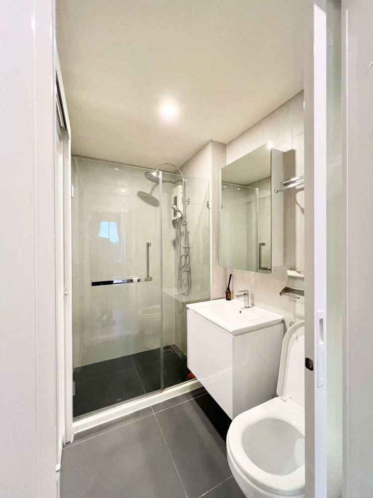 For rent: The Elegant Ladprao 1, 1 bedroom, 1 bathroom, fully furnished. Don't miss out on this great deal.