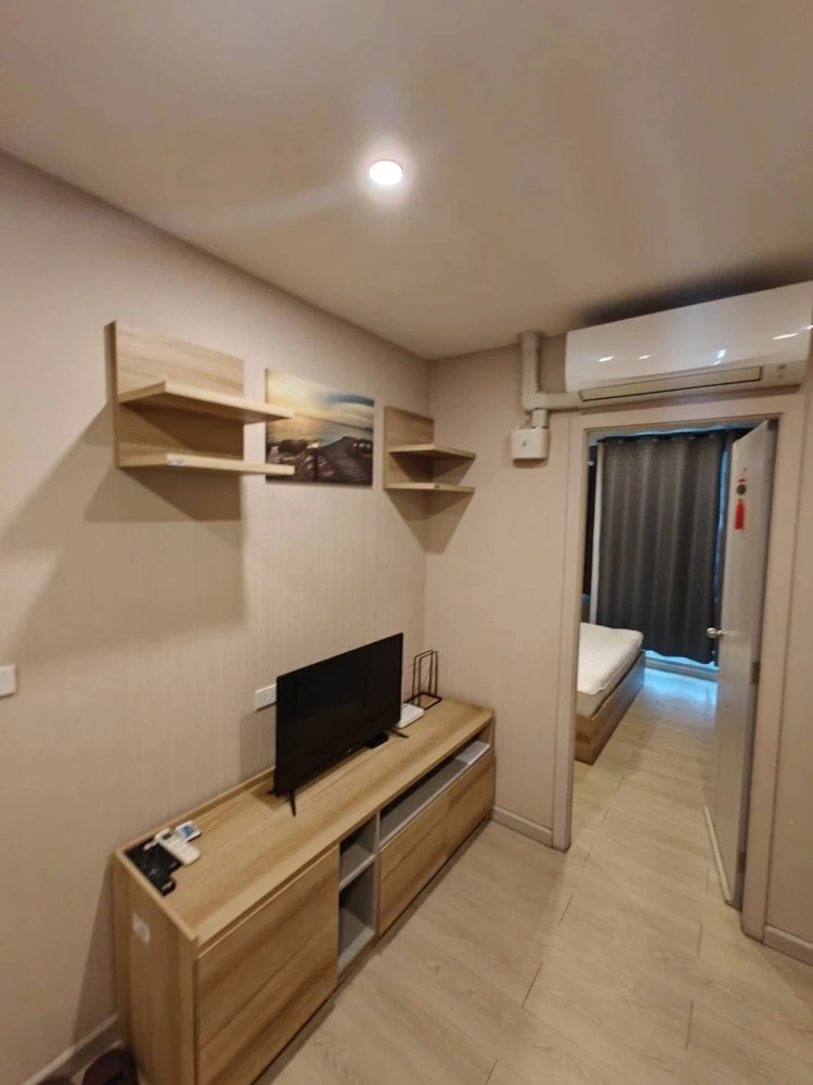 For rent: The Elegant Ladprao, 1 unit on the 8th floor. Excellent location, fully furnished, beautiful view. Book now!