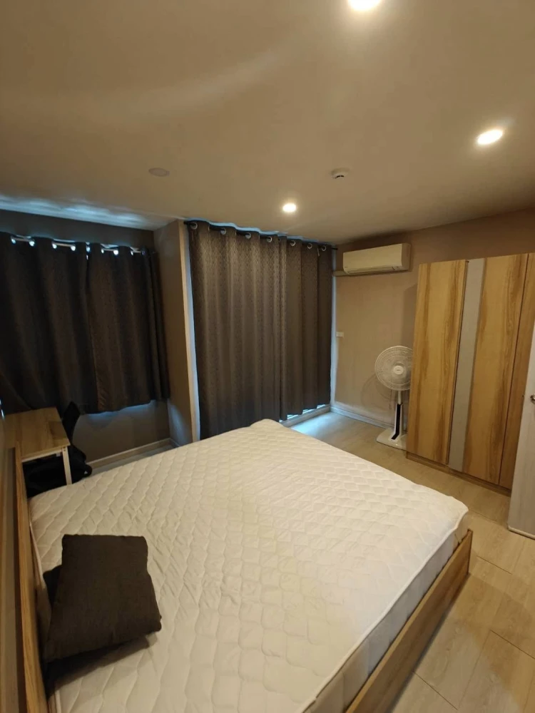 For rent: The Elegant Ladprao, 1 unit on the 8th floor. Excellent location, fully furnished, beautiful view. Book now!