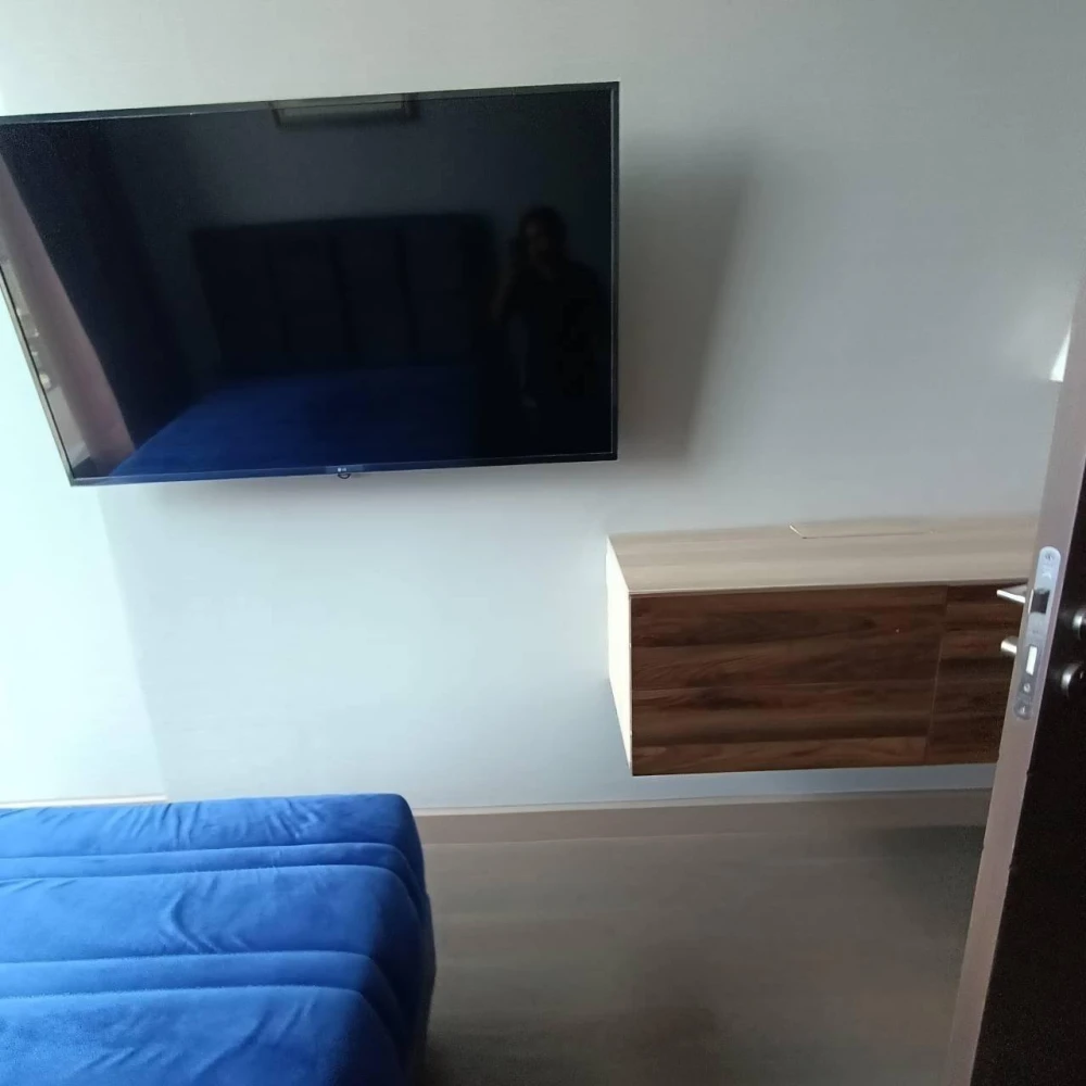 For rent: The Esse At Singha Complex, large room, lots of space, fully furnished, ready to move in