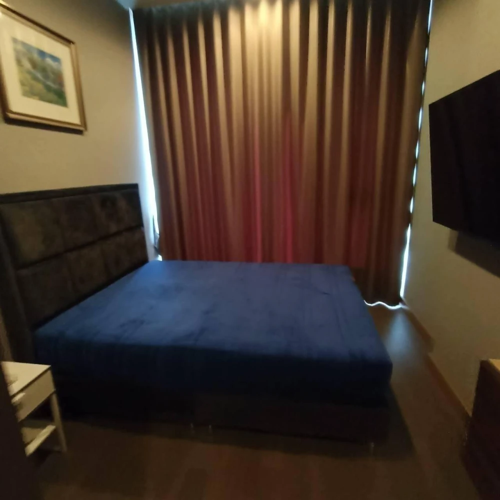 For rent: The Esse At Singha Complex, large room, lots of space, fully furnished, ready to move in
