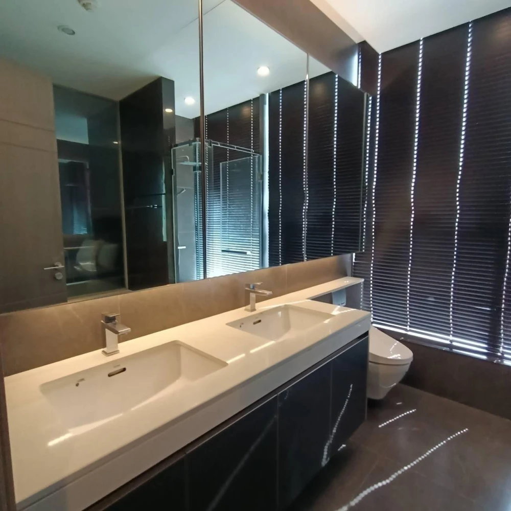 For rent: The Esse At Singha Complex, large room, lots of space, fully furnished, ready to move in