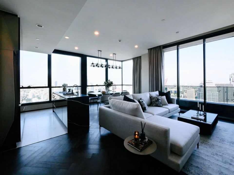 For rent: The ESSE Sukhumvit 36, 3 bedrooms, 3 bathrooms, very high floor, beautifully decorated, complete with furniture and appliances, Sukhumvit Ro images