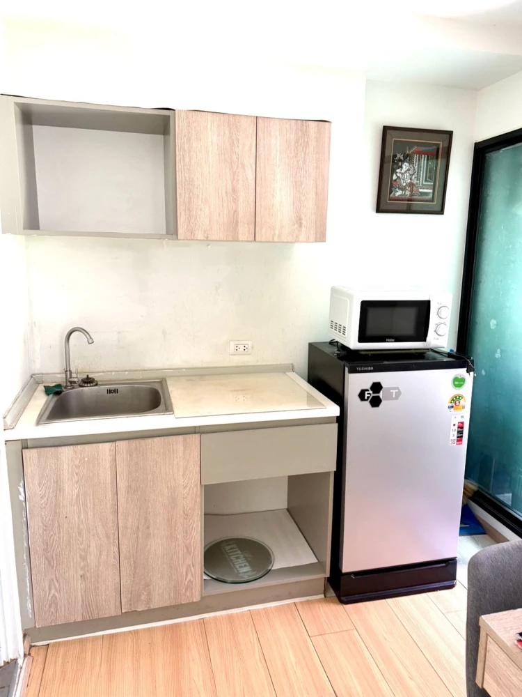 For rent: The Excel Groove Lasalle 52, 3rd floor, fully furnished unit. Very livable. Book now!