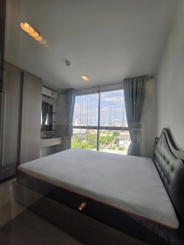 For rent: The Excel Groove Lasalle 52, a nice room on the 6th floor, good location, beautiful view, comes with complete facilities, reserve now!