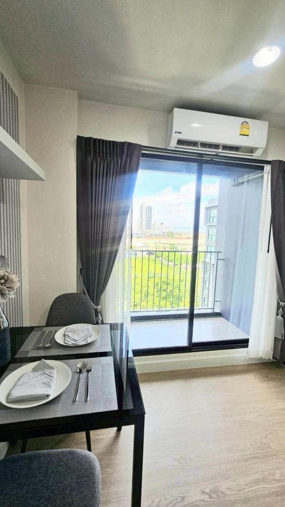 For Rent: The Excel Groove Lasalle 52, corner unit offering privacy, fully furnished, great view. Don't miss out!