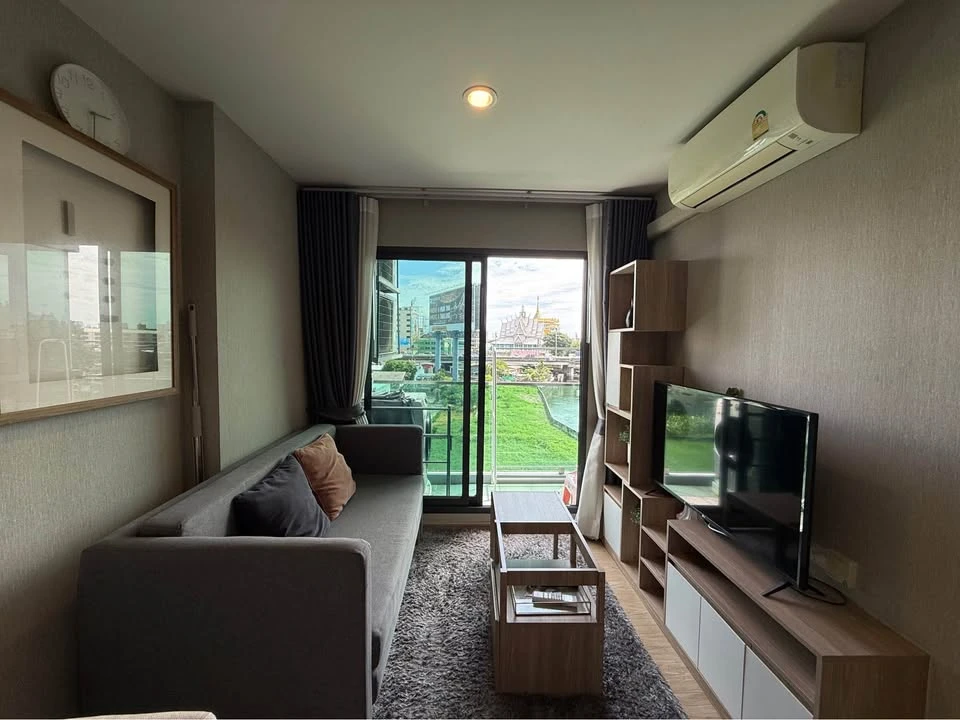 For rent: The Excel Hideaway Sukhumvit 50, spacious room, comfortable, good view, with amenities. Book now before you miss out!