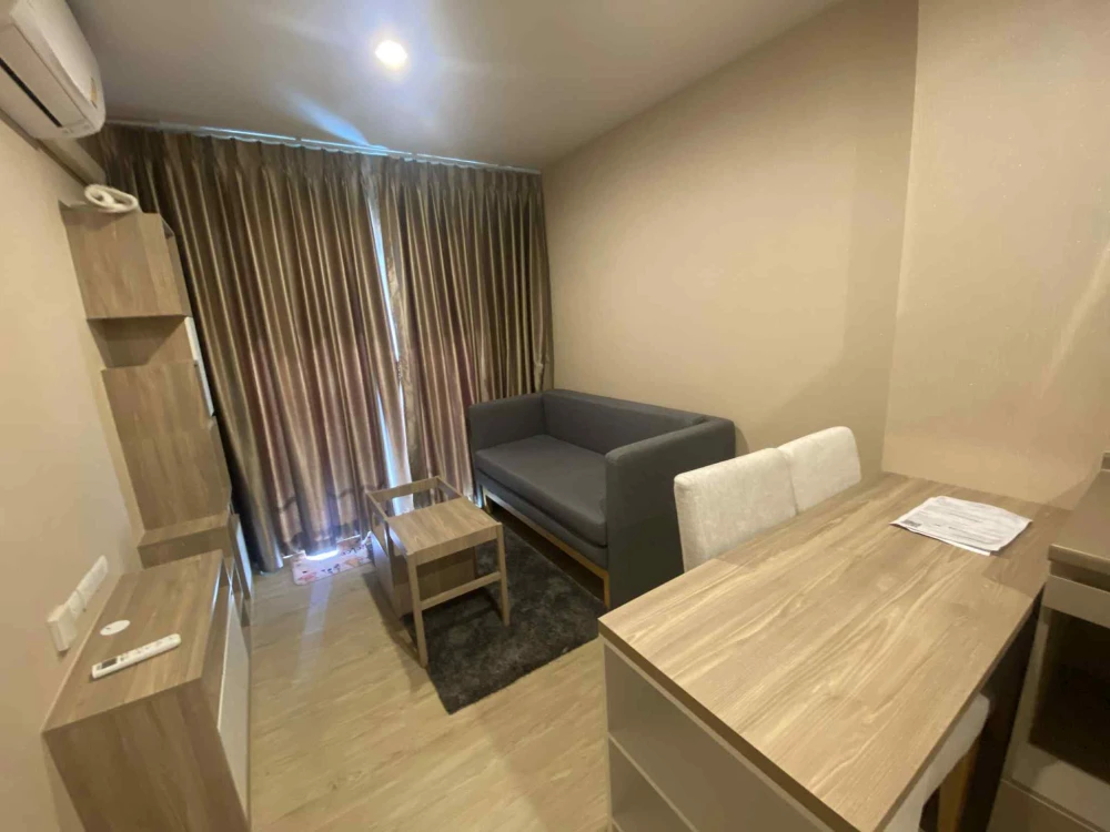 For rent: The Excel Hideaway Sukhumvit 50, 50 rooms, ready to move in, 7th floor, river view, great price, hurry and reserve.