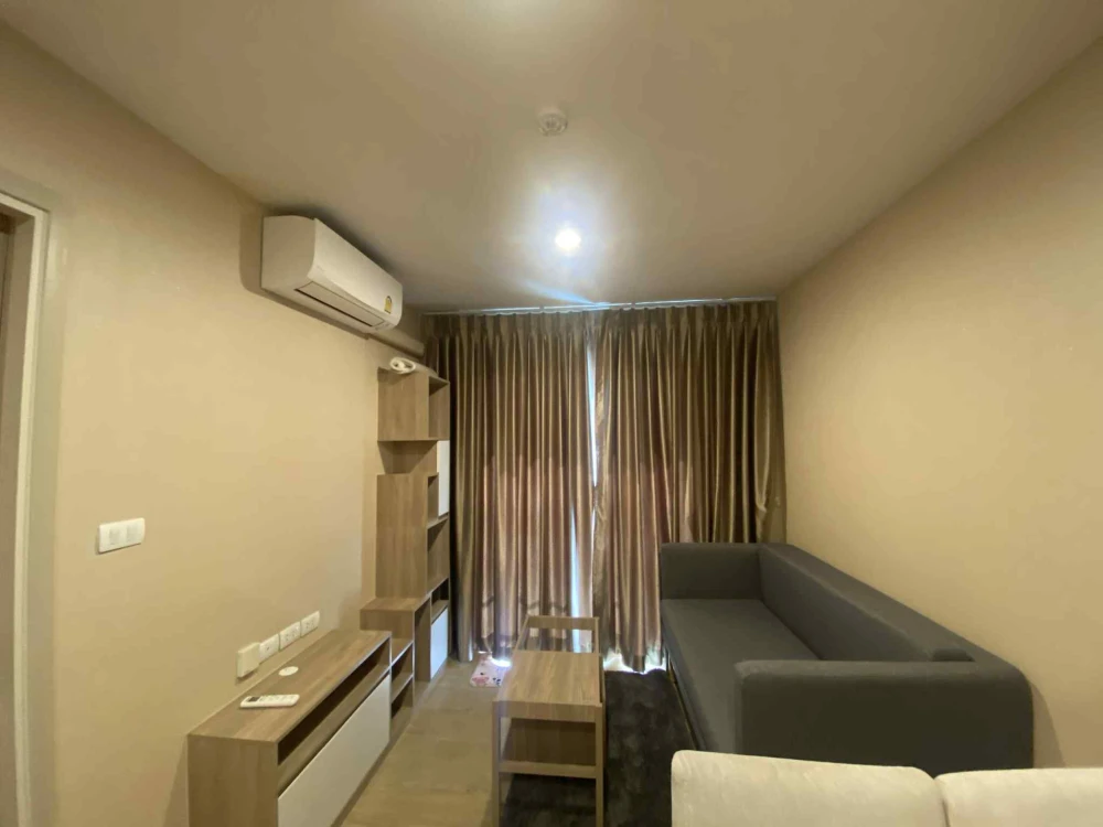 For rent: The Excel Hideaway Sukhumvit 50, 50 rooms, ready to move in, 7th floor, river view, great price, hurry and reserve.
