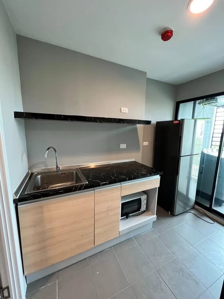For rent: The Excel Khu khot, north-facing room, comes with complete furniture and amenities. Don't miss out!