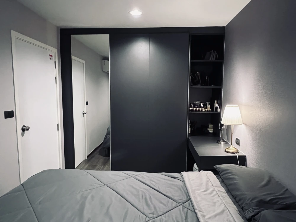 For rent: The Excel Ladprao-Sutthisan, 3rd floor room with swimming pool view, fully furnished and appliances, ready to move in, just bring your bags