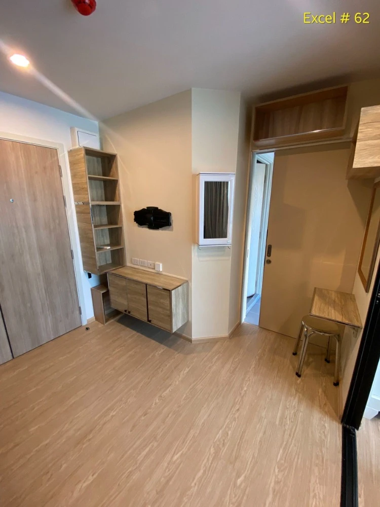 For rent: The Excel Ratchada 18, 4th floor, pool view, fully furnished, very livable. Book now! (Quickly!)