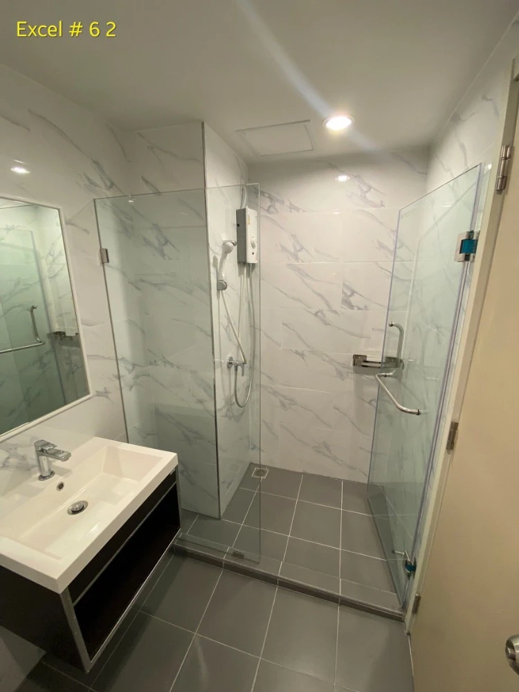For rent: The Excel Ratchada 18, 4th floor, pool view, fully furnished, very livable. Book now! (Quickly!)