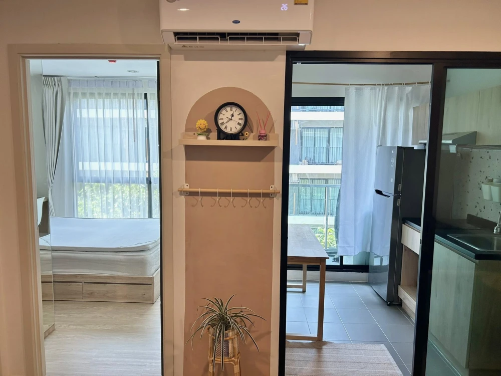 For rent: The Excel Ratchada 18, fully furnished room with appliances. Just bring your bags and move in! Book now before it's too late!