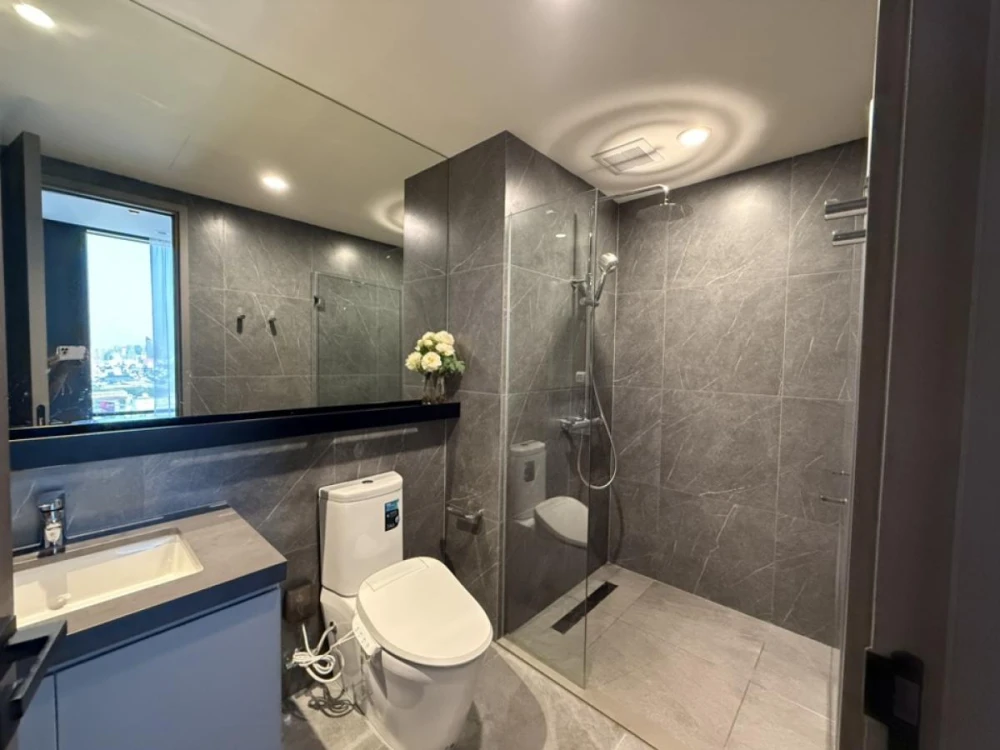 For rent: The Extro Phayathai-Rangnam, 23rd floor, fully furnished, ready to move in, reserve now, hurry!