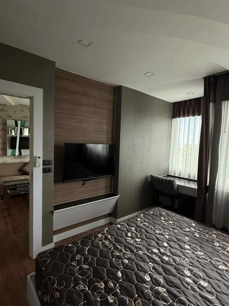 For rent: The Feelture Pattaya, 7th floor, natural view, no buildings blocking, private, beautiful room, fully furnished, reserve now.