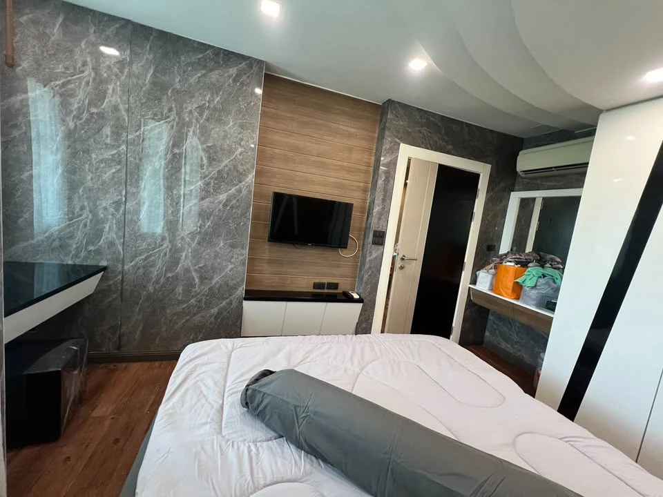 For rent: The Feelture Pattaya. Nice, fully furnished room. Book now! (Quickly!)