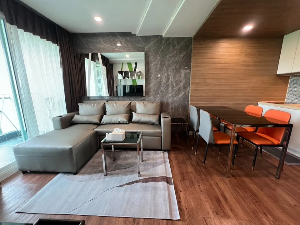 For rent: The Feelture Pattaya. Nice, fully furnished room. Book now! (Quickly!)