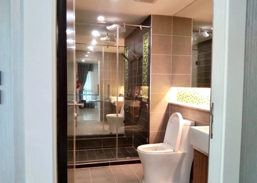 For rent: The Feelture Pattaya. Beautifully decorated room with high-quality built-in wall units in a prime location. Don't miss out!