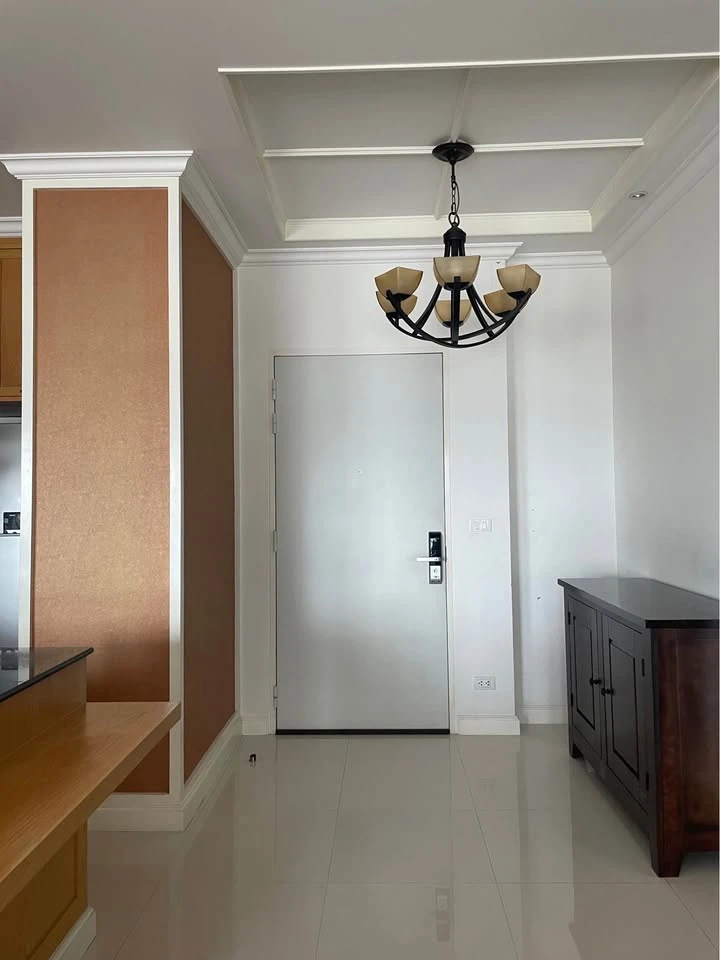 For sale rent: The Four Wings residence, spacious luxury condo, built-in kitchen and wide balcony, 15th floor, corner room, ready to move in