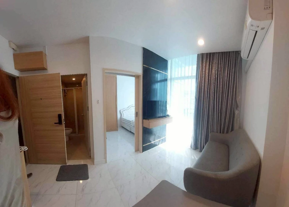 For rent: The Grand Jomtien, 7th floor, sea view, fully furnished, very comfortable. Book now! Don't miss out!