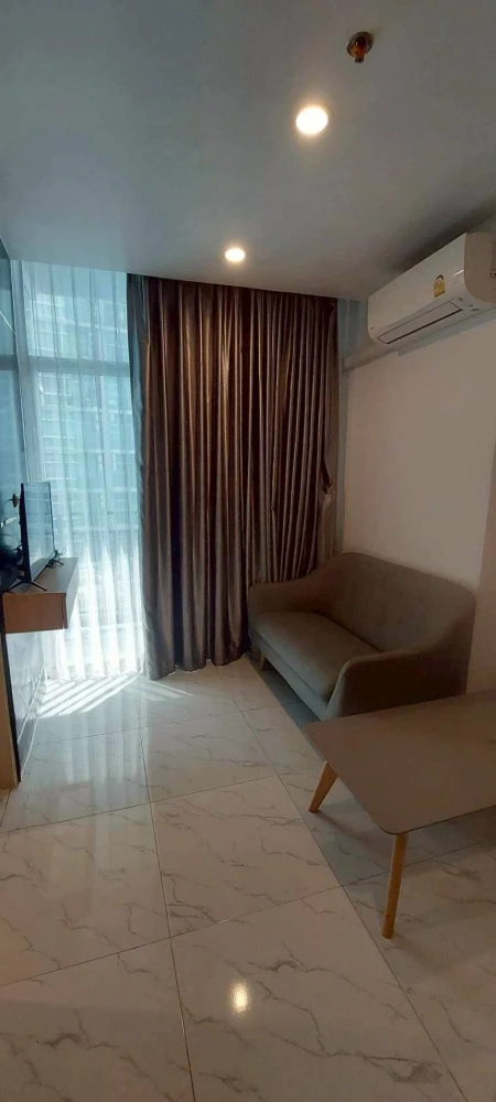 For rent: The Grand Jomtien, 7th floor, sea view, fully furnished, very comfortable. Book now! Don't miss out!