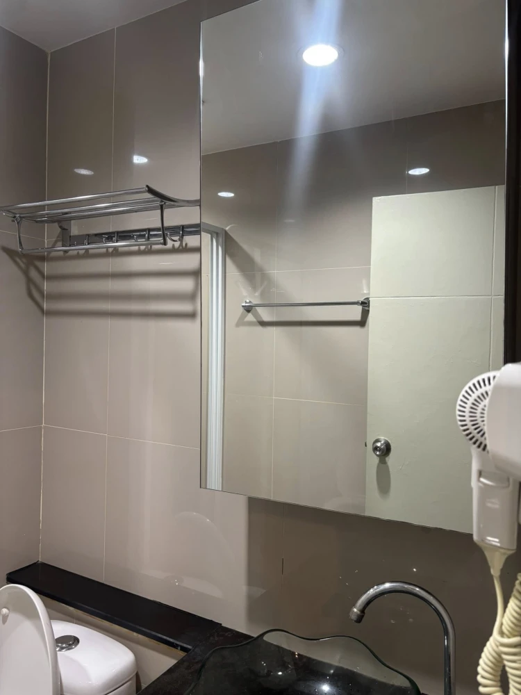 For rent: The Grand Jomtien, 9th floor, nice room, fully furnished. Interested? Reserve now. Don't miss out!