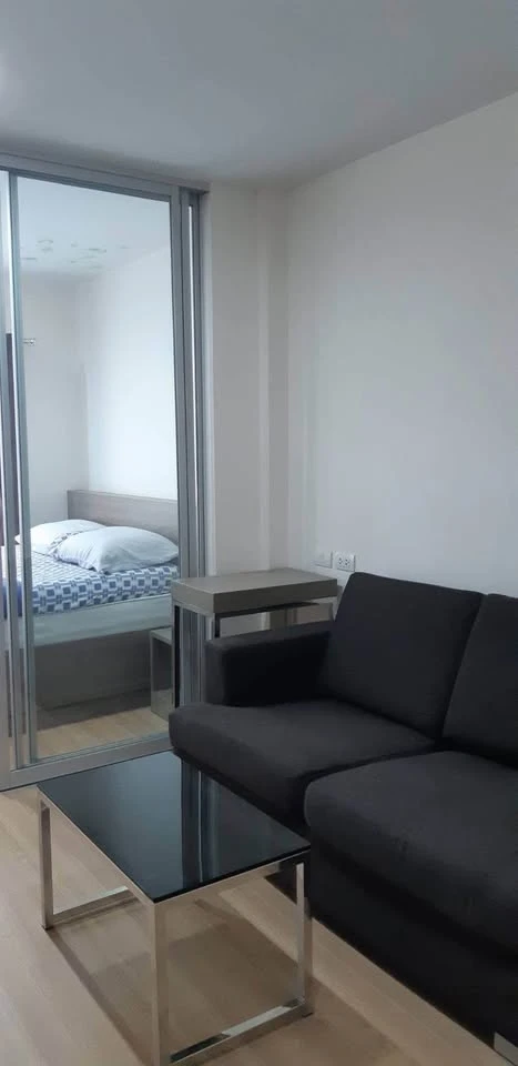 For rent: The Grass Pattaya, a nice room on the 2nd floor, fully furnished, great location, great common area. Reserve now!