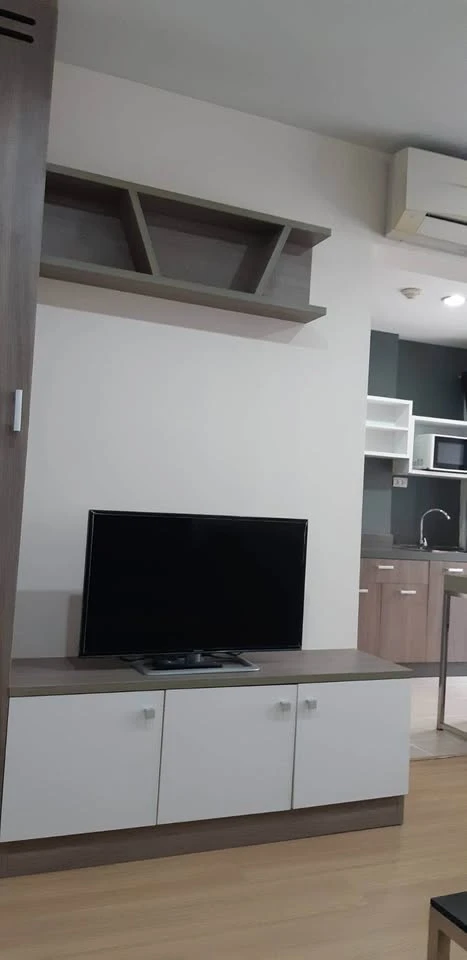 For rent: The Grass Pattaya, a nice room on the 2nd floor, fully furnished, great location, great common area. Reserve now!