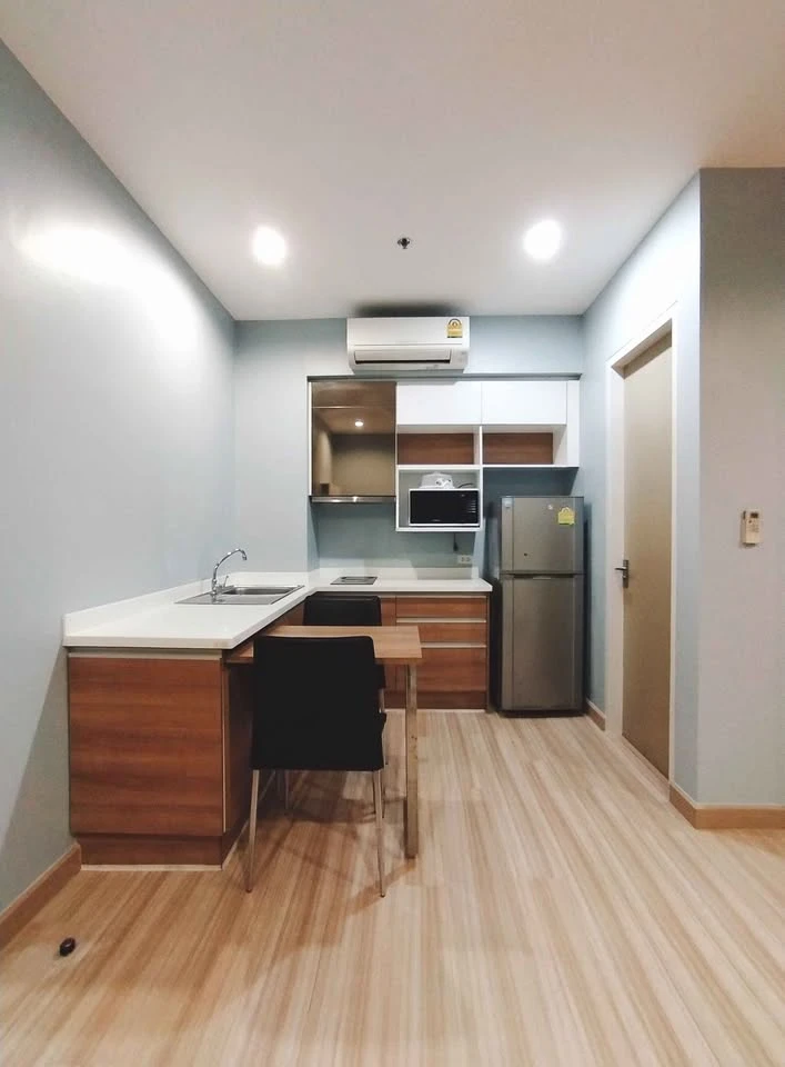 ให้เช่า The Hotel Serviced Condo ห้องชั้นสูง เฟอร์พร้อม ราคาสบายกระเป๋า กว้างขวางอยู่สบาย จองเลย