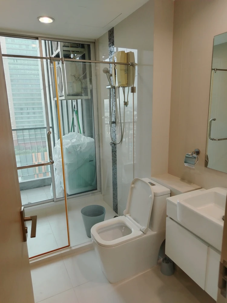 ให้เช่า The​ Hotle​ Condominium ห้องกั้นแยกอย่างดี แบ่งโซนลงตัว ราคาคุ้ม มาจองได้แล้ววันนี้