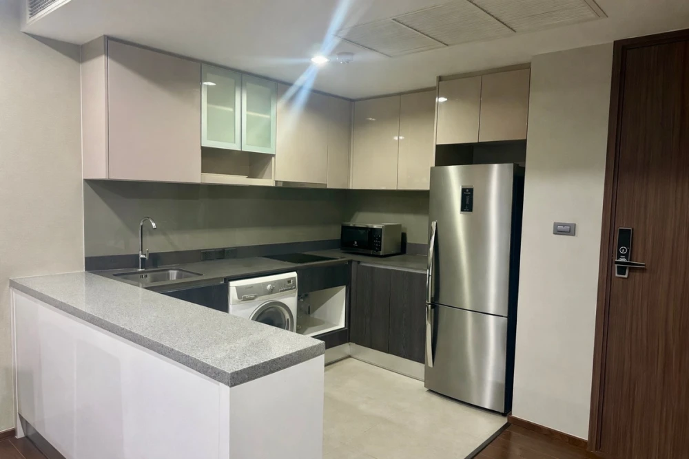7 fully furnished apartments for rent at The Hudson Sathorn. Comfortable and ready to move in. Book now! Don't miss out! Act fast!