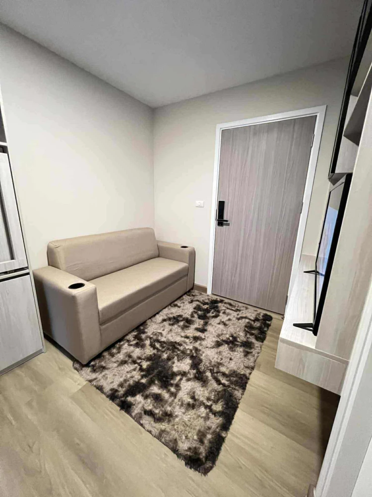 For rent: The Indeed Condo Amata, 4th floor, pool view, fully furnished, nice to live in, reserve now, hurry!