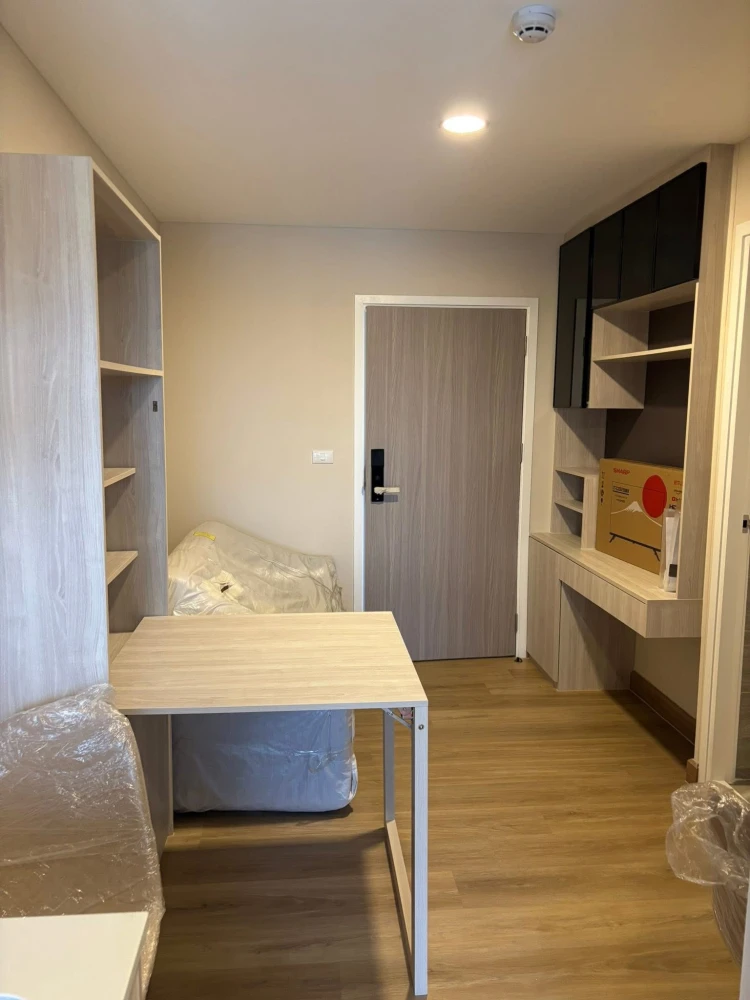 For rent: The Indeed Condo Amata, ready to move in, fully furnished, just bring your bags and come. Book now!