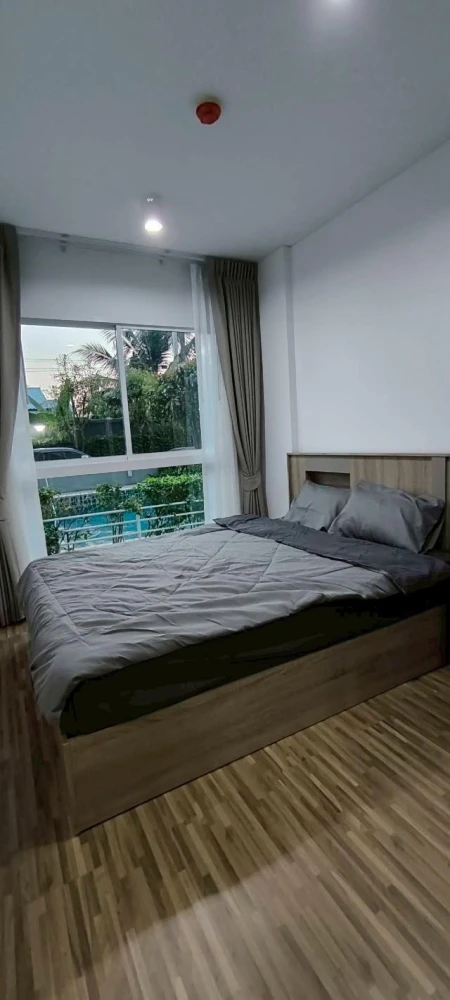 For rent: The Iris Bangya. Beautiful, clean room with complete furniture and appliances. Ready to move in immediately.
