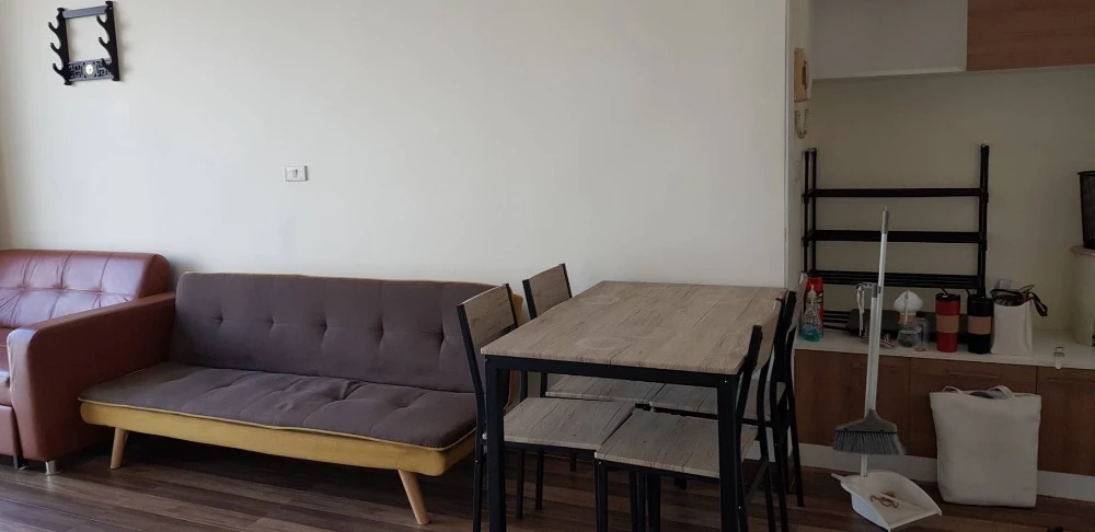 For rent: The IRIS Rama 9-Srinakarin, 5th floor, fully furnished, very livable. Book now!