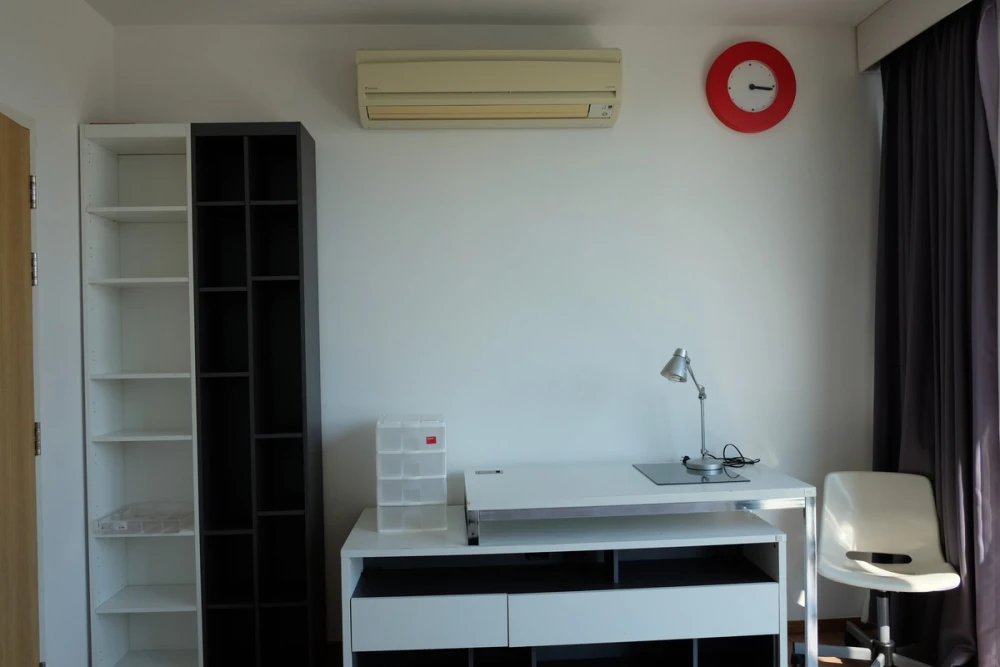 For rent: The Issara Ladprao, 7th floor, nice room, fully furnished, reserve now.