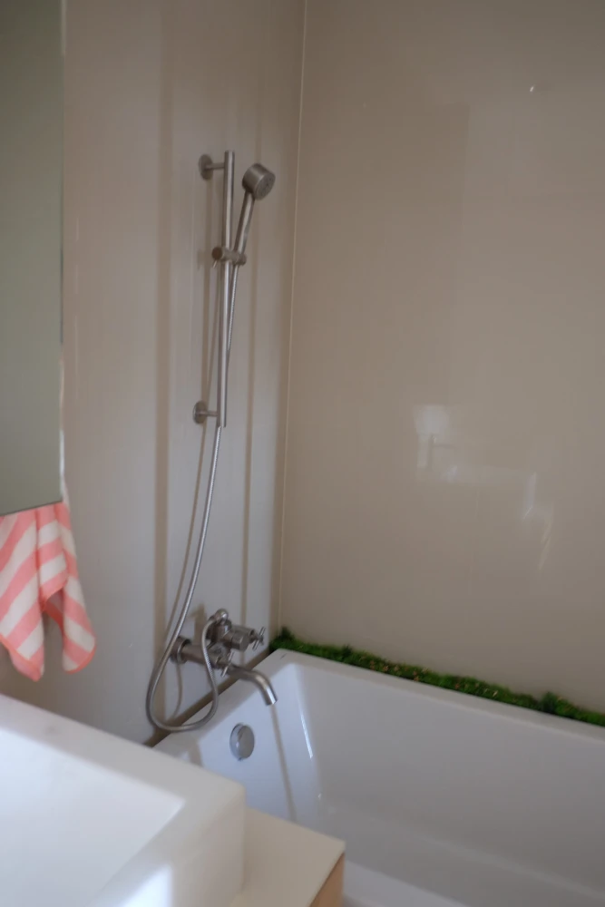 For rent: The Issara Ladprao, 7th floor, nice room, fully furnished, reserve now.