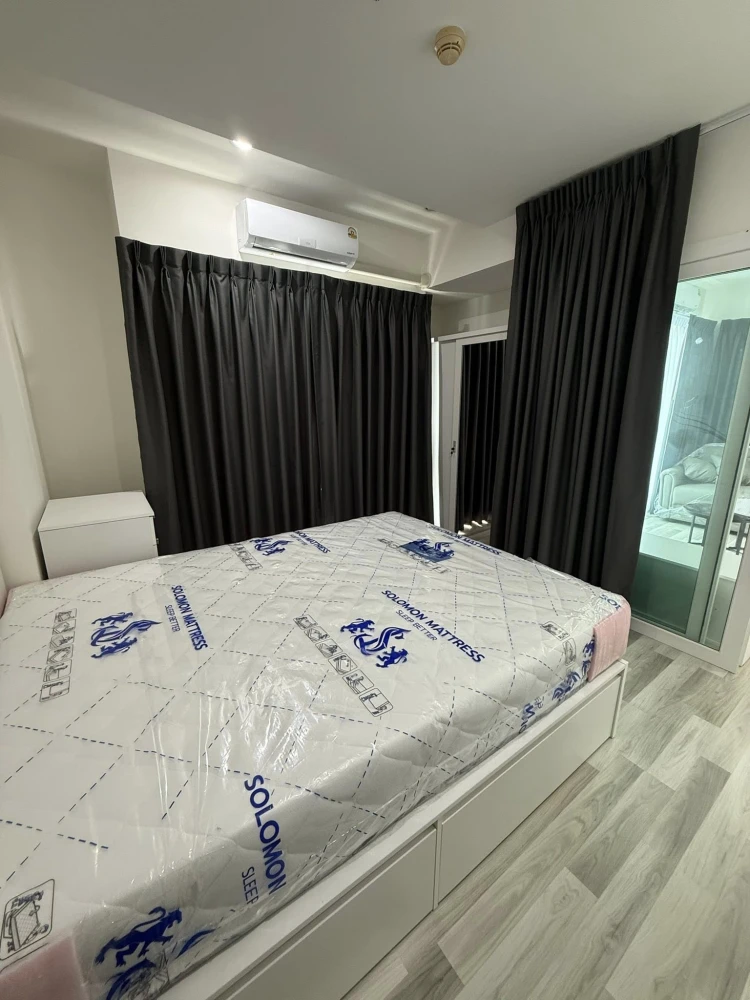 For rent: The Key Chaengwattana. Beautiful room, fully furnished, and equipped with appliances. Book now to secure your unit!
