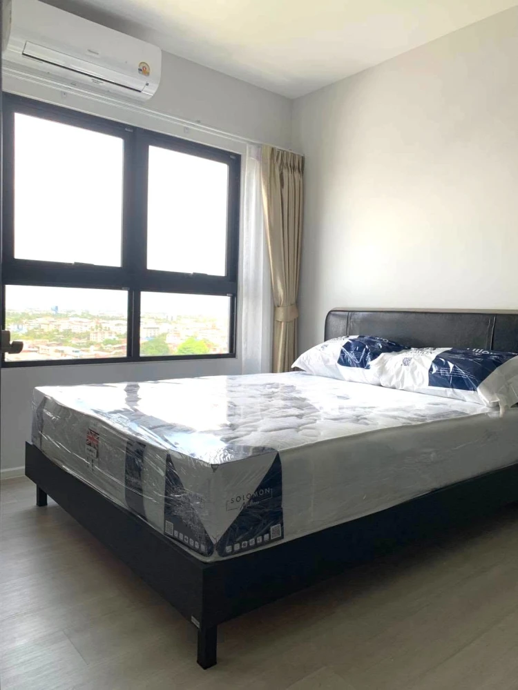For Rent: The Key MRT Phetkasem 48. Fully furnished and inviting unit—book now! Don't miss out. images