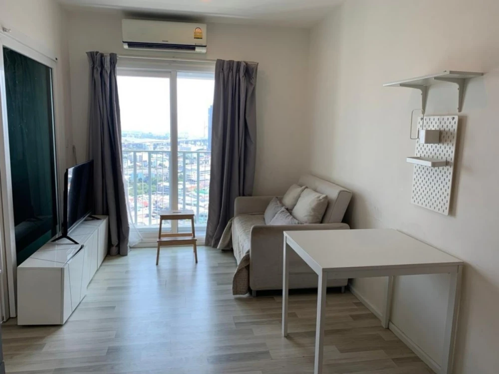 For rent: The Key Sathorn-Charoenrat, 27th floor. A lovely, fully furnished unit. Book now!