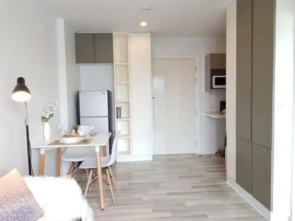 For rent: The Key Phahon Yothin (Phahon Yothin 34), beautiful room, fully furnished, soft sunlight in the morning, comfortable drying of clothes, no m